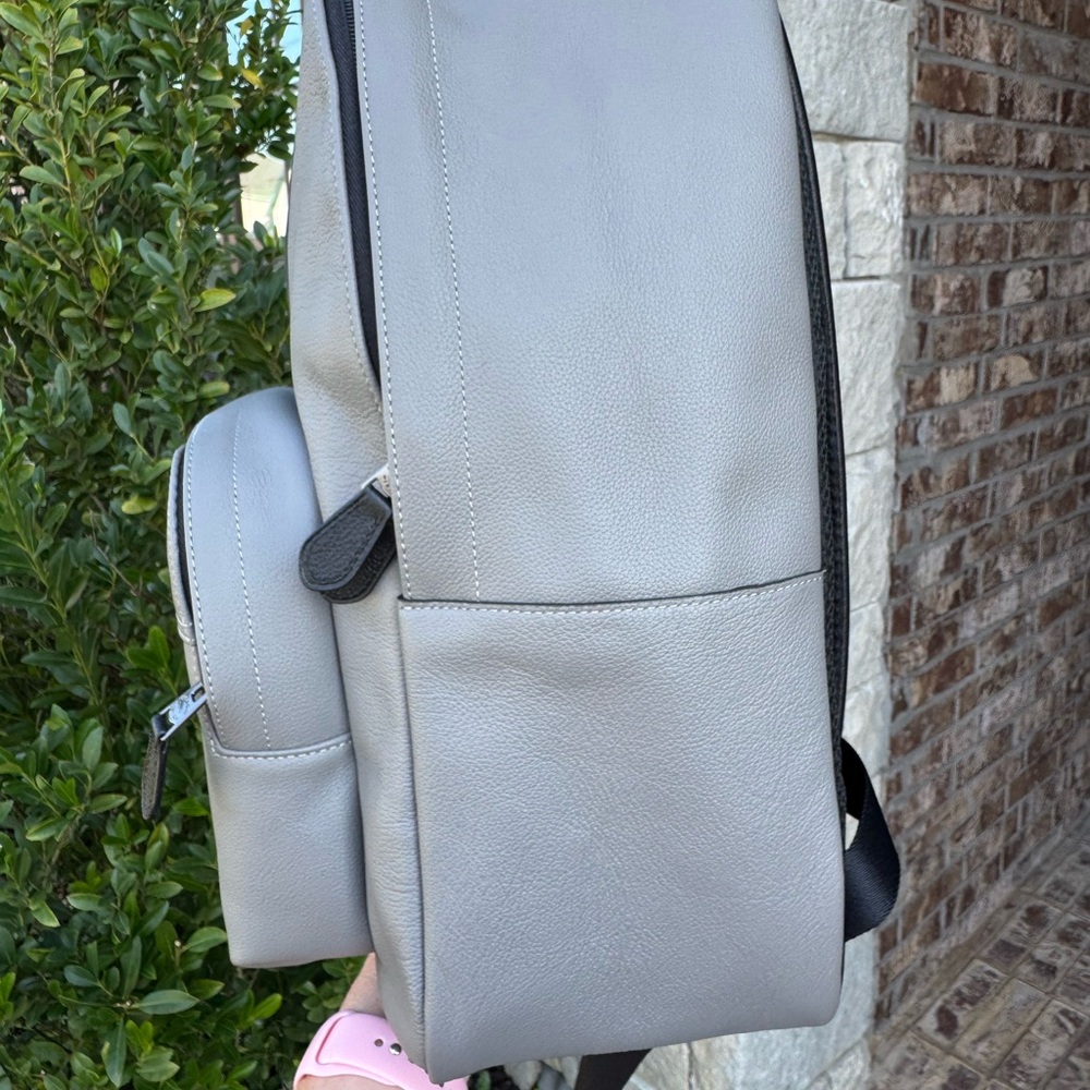 ❌SOLD ❌NWOT Men’s Coach Gray and Blue Backpack - Picture 3 of 15